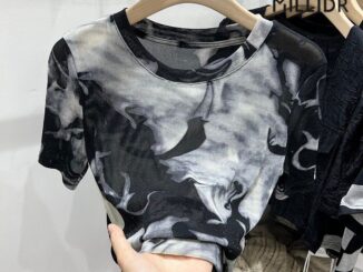 เสื้อยืดแขนสั้น คอกลม พิมพ์ลายหมึกมัดย้อม สไตล์เกาหลี สําหรับผู้หญิง